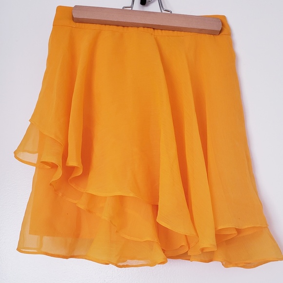 NEW ASOS PETITE Mini Ruffle Skirt - Picture 3 of 6